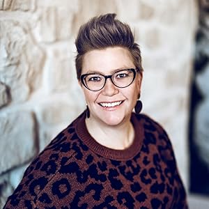 Elana Johnson